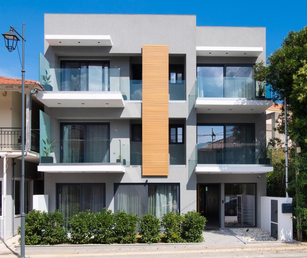 Azul Apartments Nydri  Esterno foto