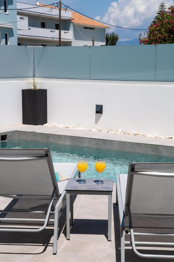 Azul Apartments Nydri  Esterno foto